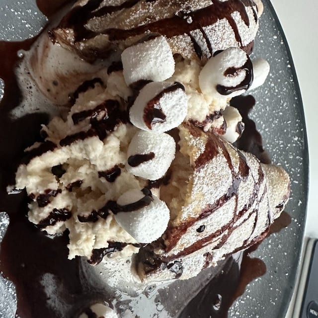 S'more Calzone (available after 3PM).
